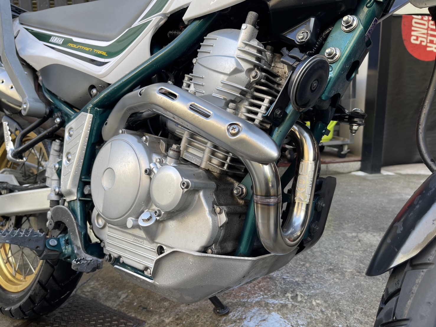 SP忠男 パワーボックスパイプでバイクをもっと楽しく！