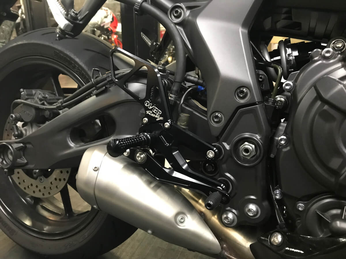 【新年のご挨拶】YZF-R7にOVER製バックステップを装着しました！